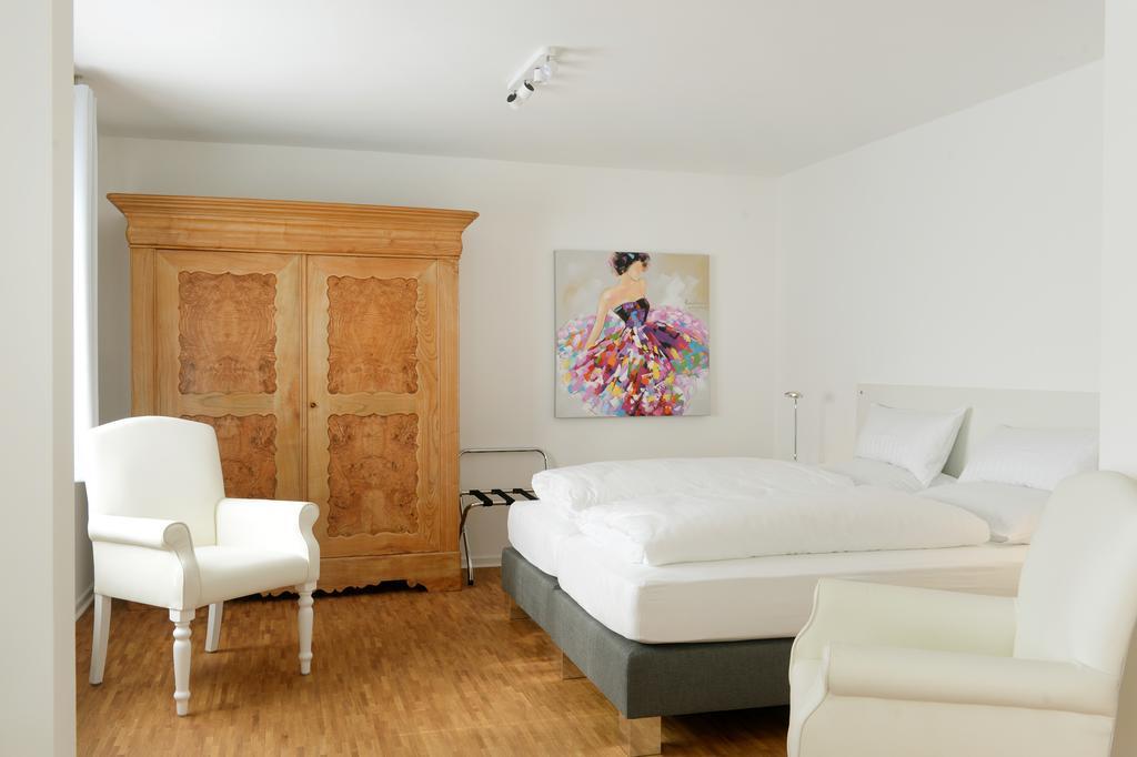 Bed & Breakfast Meerbusch Ngoại thất bức ảnh