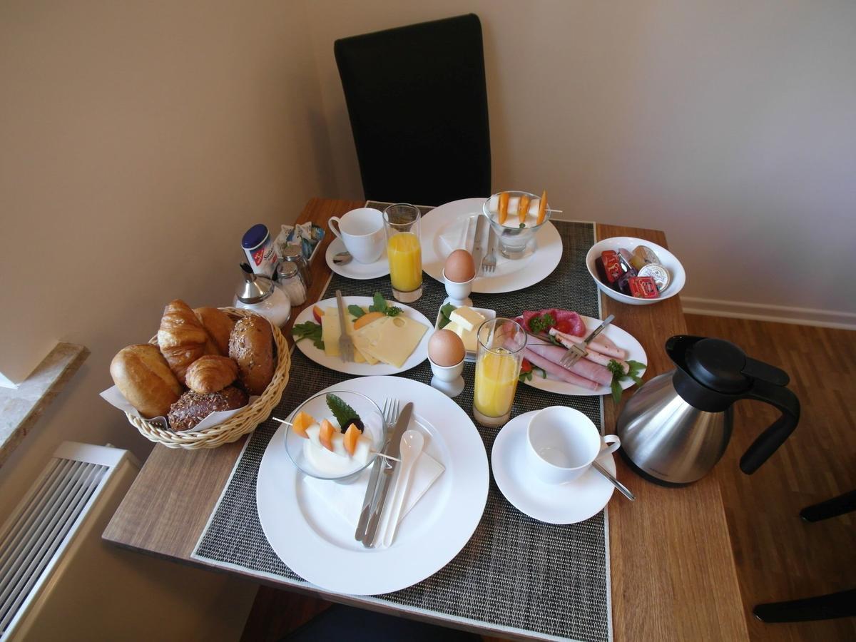 Bed & Breakfast Meerbusch Ngoại thất bức ảnh